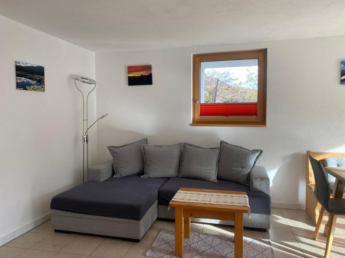 Ferienwohnung In Tschlin Mit Panoramablick Exteriör bild