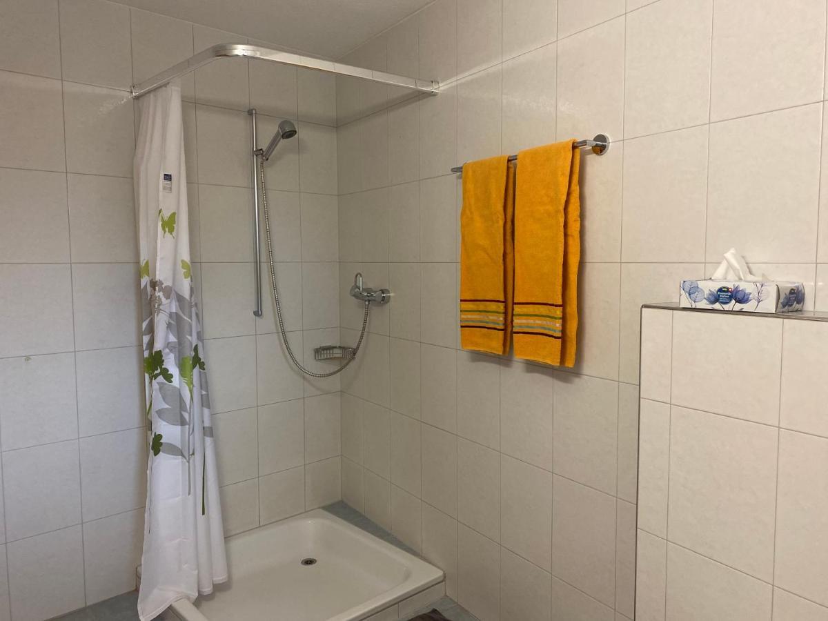 Ferienwohnung In Tschlin Mit Panoramablick Exteriör bild